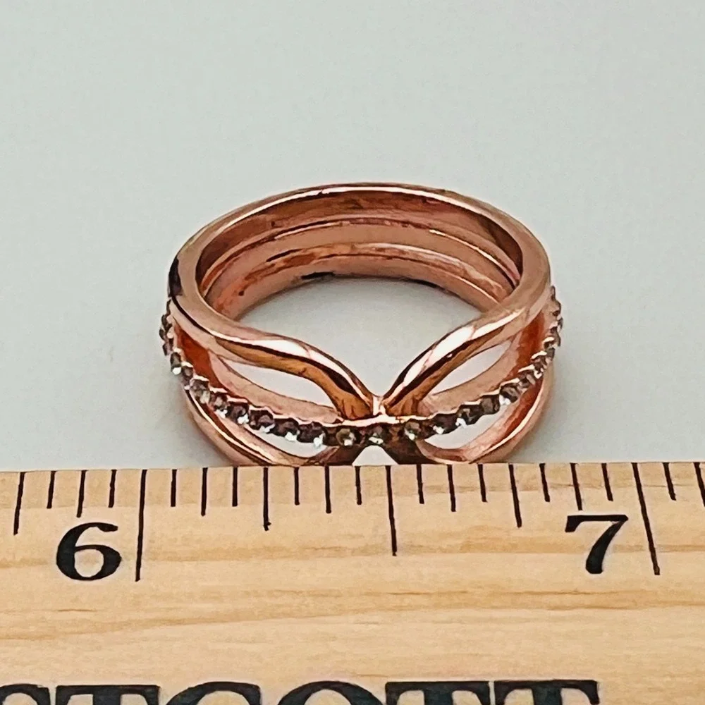 Rose Gold Tone Ring Band Size 7 Criss Cross Crystal Accent Classic Style